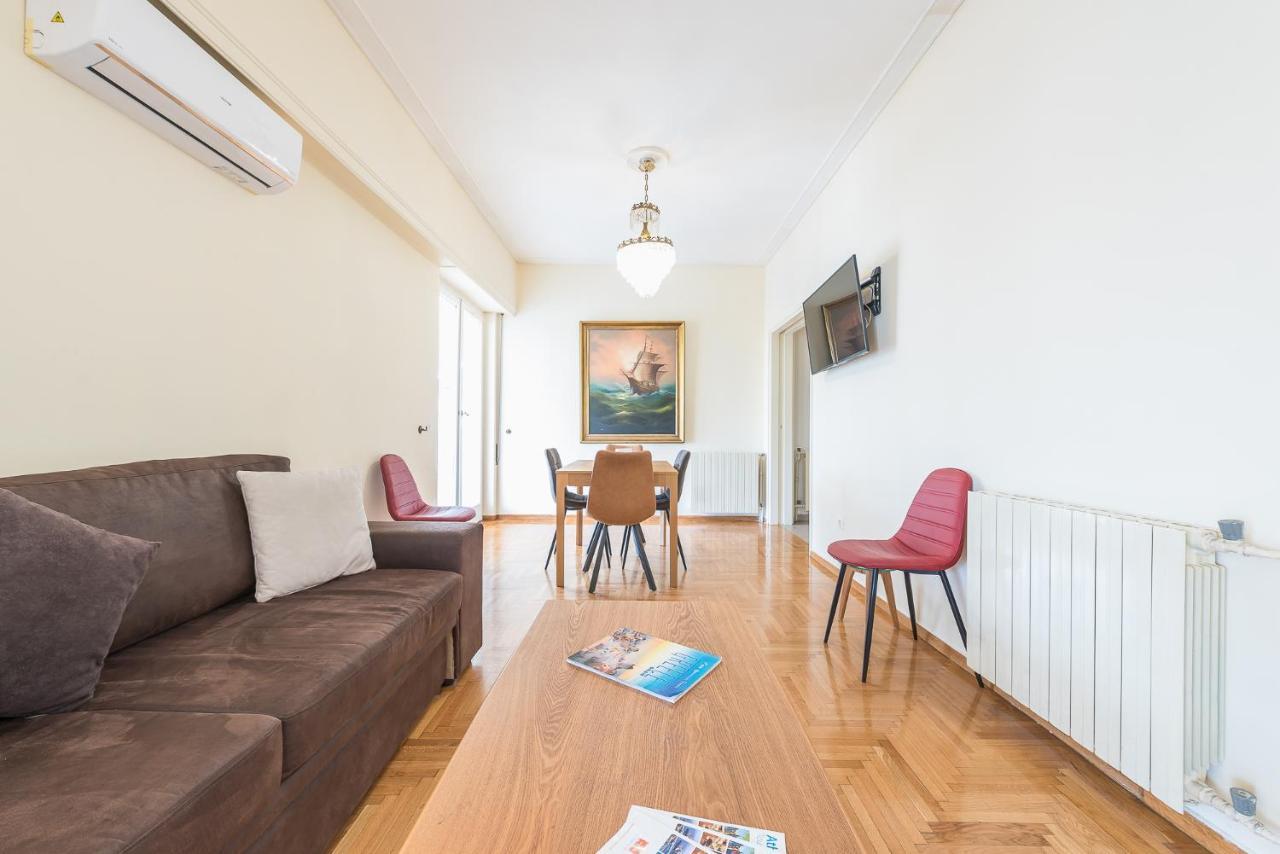 Victoria Capitan Apartments Атина Екстериор снимка