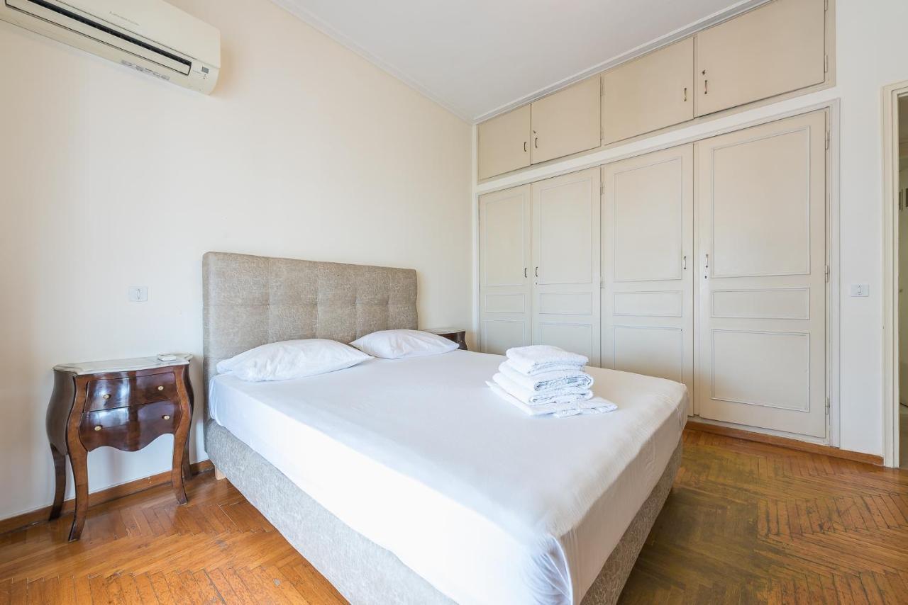 Victoria Capitan Apartments Атина Екстериор снимка